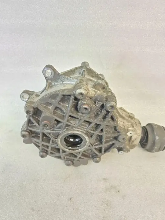 Maserati Levante 2020 Vorderdifferenzial OEM 06701040570 image 6