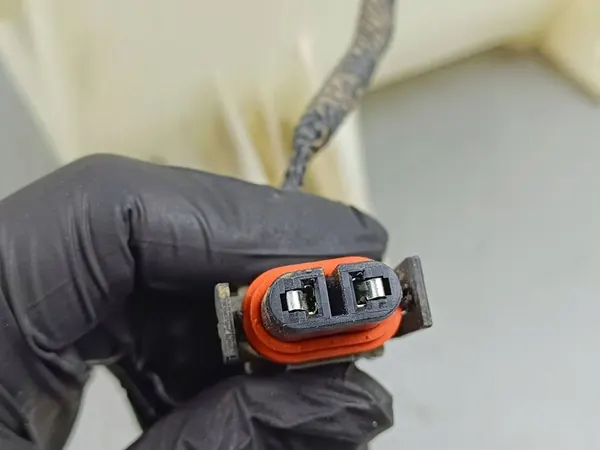 2023 MG ZS Réservoir de lave-glace B35CC20S image 6