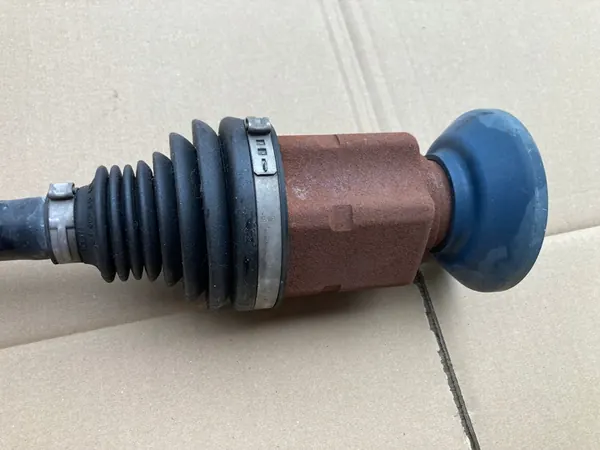 Höger drivaxel VW Tiguan Audi Q3 4x4 image 3