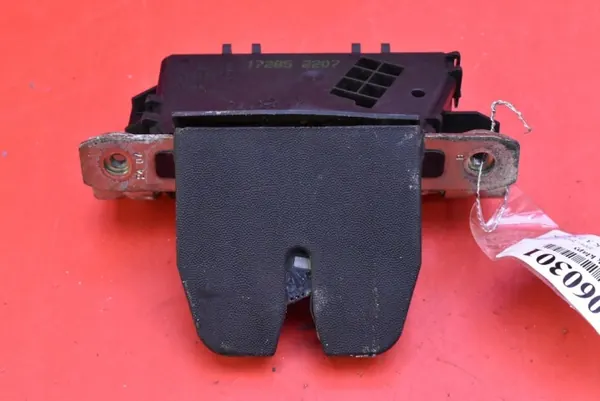 Fecho porta-malas OEM 495058724 para Opel Astra III H image 6