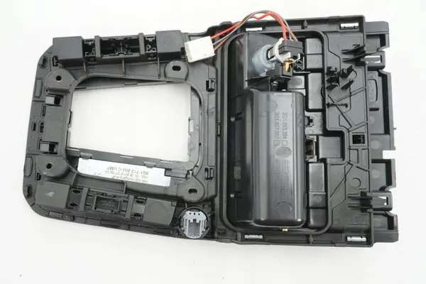 Kontrollpanelsram OEM 3G1863284 VW Passat B8 image 8