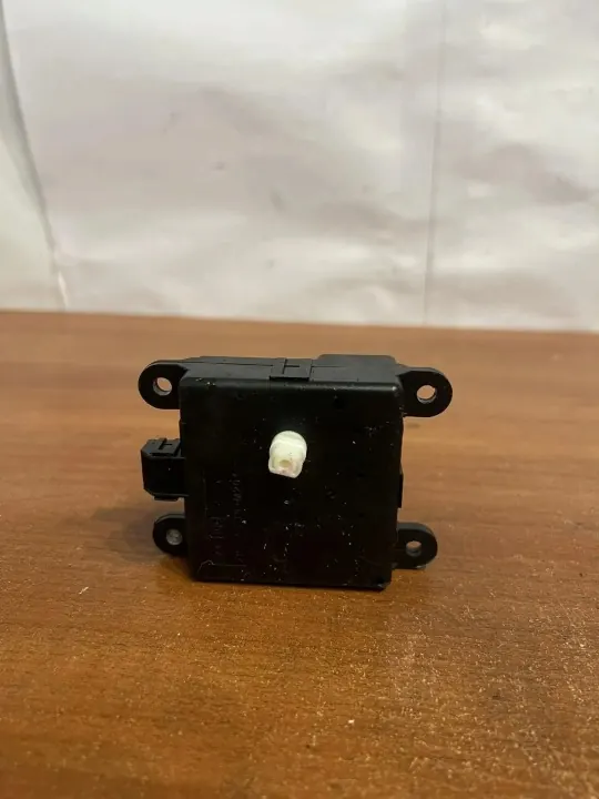 Klep motor OEM D2219 voor Renault Laguna III 2009 image 3