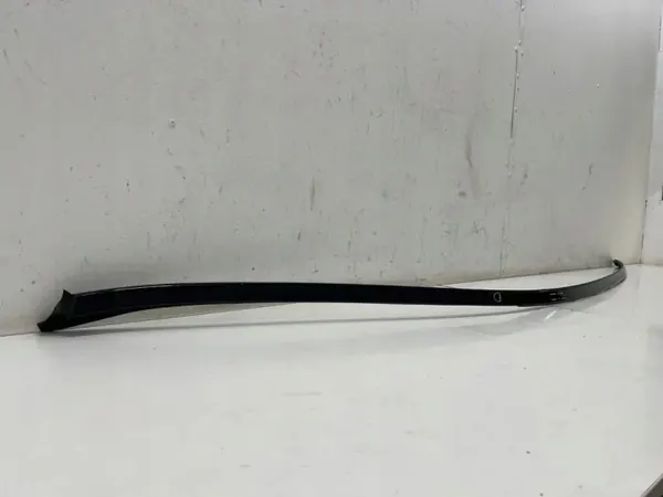 Barre de toit Mercedes Classe C W205 OEM A2056900282 image 4