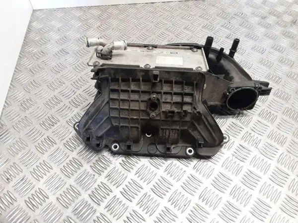 Colector de Admisión VW OEM 03C145749B Passat B7 image 3