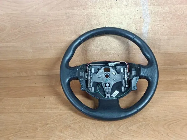 Volante de Couro OEM 8200276081 com Controlo de Cruzeiro image 2