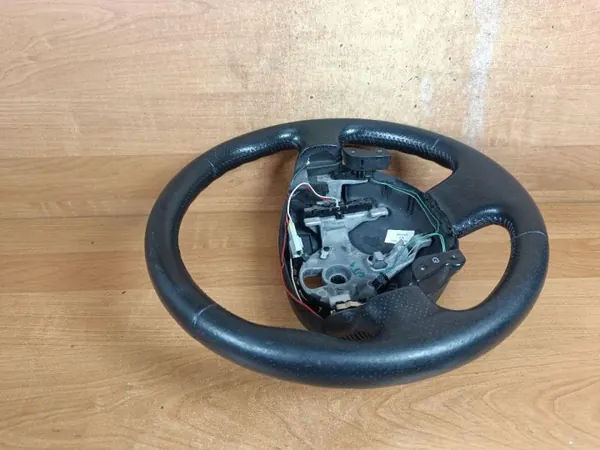 Volante de Couro OEM 8200276081 com Controlo de Cruzeiro image 5