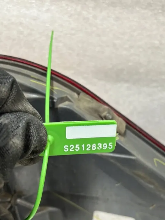 Mercedes W166 GLE - Lámpara LED Trasera Izquierda - A1669065501 image 10