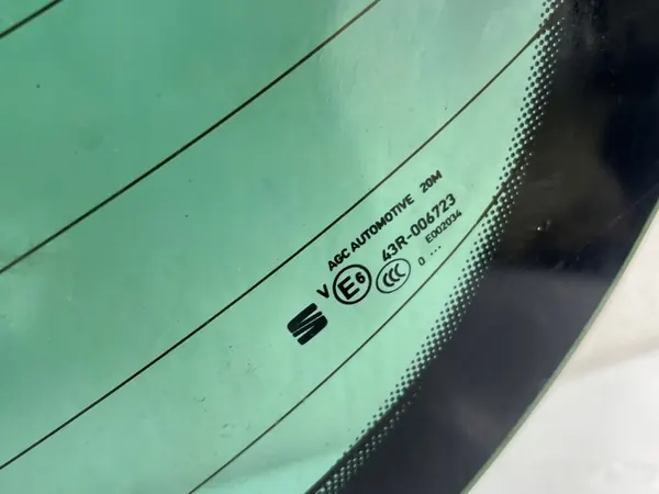 OEM 5FA845051A takaluukun lasi SEAT Leon IV:lle image 3
