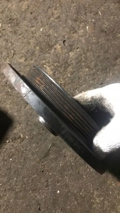 BMW Kampiakselin hihnapyörä OEM 2245345 E36 318 TDS image 3