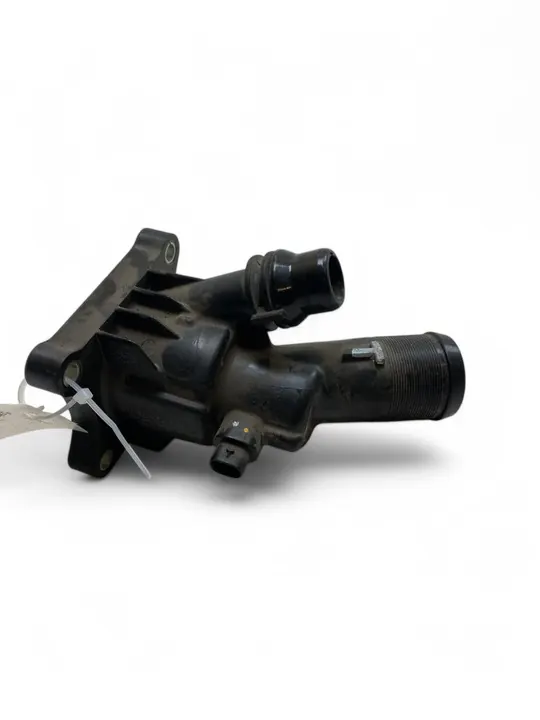 Volvo XC90 2017 Termostato / Carcasa image 8