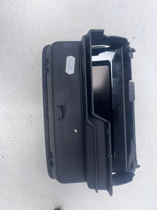 Écran de navigation OEM T814 pour Audi Q3 8U - Occasion image 5