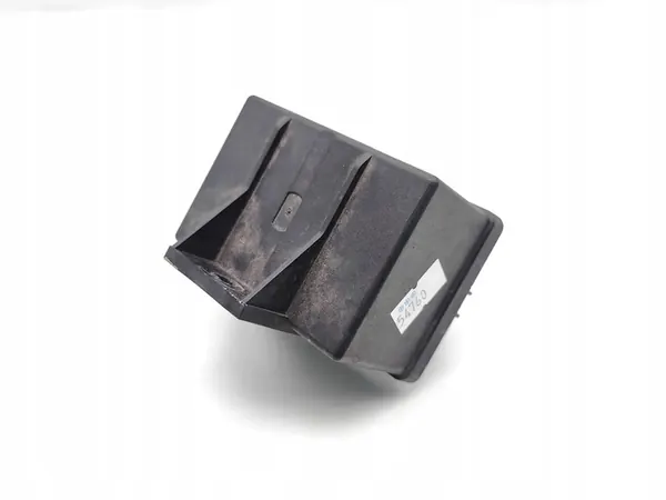 Vauxhall Combo Lämmitysrelemoduuli 1.6 CDTi 2017 OEM 55250747 image 3