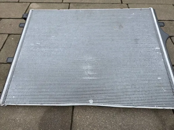 MERCEDES W206 W223 GLC X254 Waterkoeler A0995009100 image 9