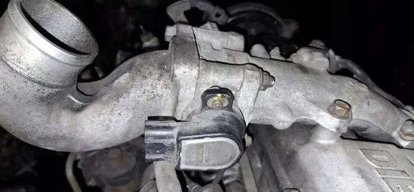 Throttle Valve Suzuki Vitara 1994 2.0L 1985003130 image 2