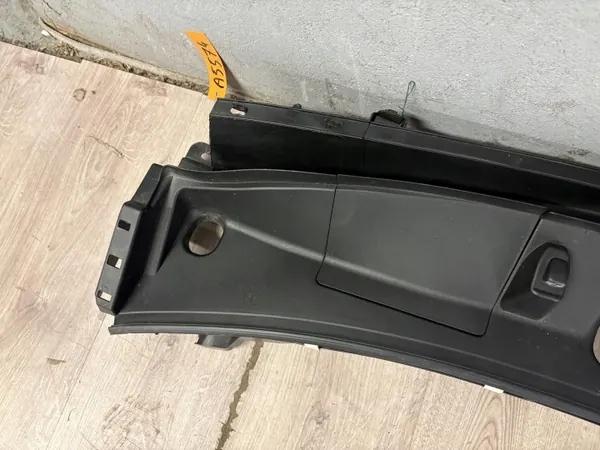 OEM 55708-0D520 Övre plastskärmpanel image 3
