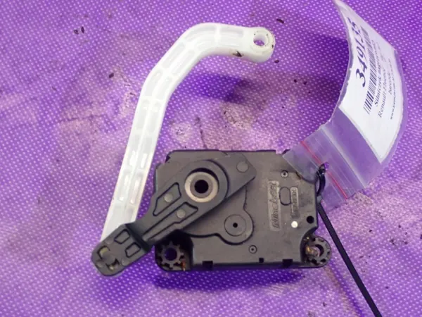 Motor Calefactor Renault OEM Zawada-349135- Usado image 2