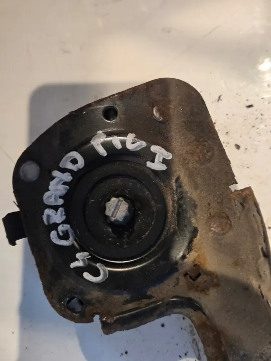 Treuil roue de secours OEM 1.6 ehdi 9HR C4 Picasso image 4