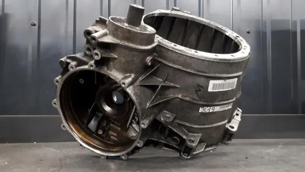 OEM 1068422027 Getriebegehäuse Audi A8 D3 3.0 TDI image 9