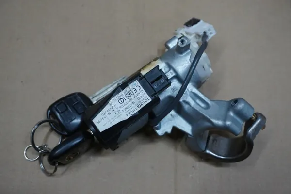 TOYOTA RAV4 II Immobilizer Modul OEM-set 2.0 D4D image 8