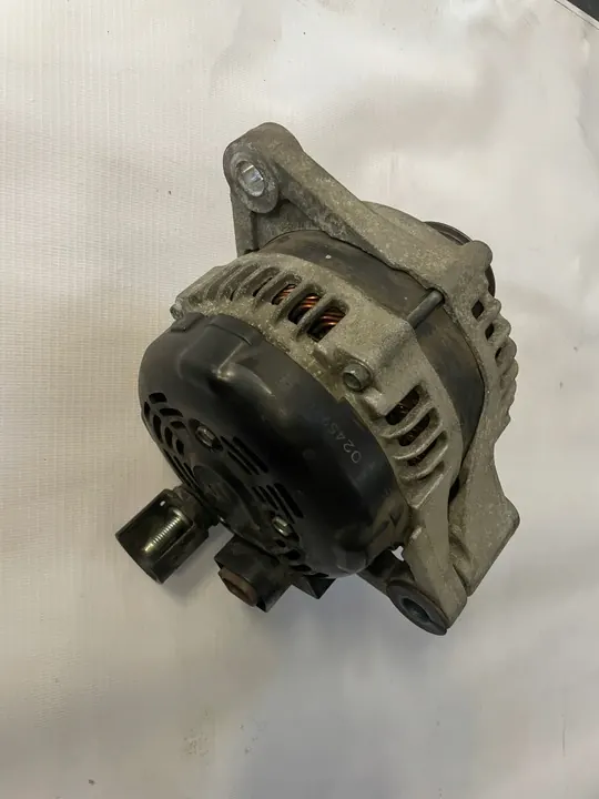 Vaihtovirtageneraattori Jeep Fiat 52083168 MS1042117060 image 2