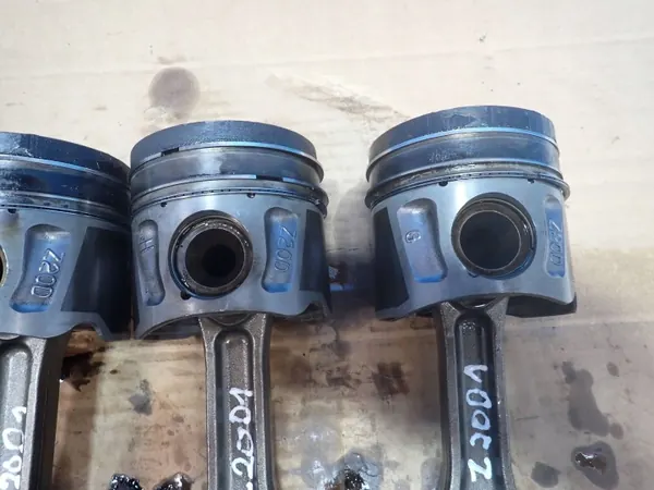 Piston avec Bielle d'OEM Chevrolet Orlando 2.0 VCDI image 4