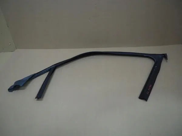 Junta de ventana puerta delantera derecha OEM Alfa Romeo image 3