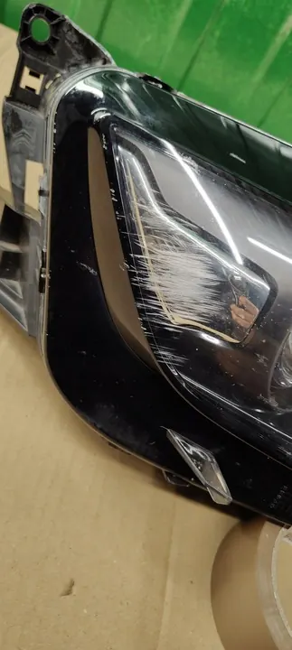 Faros Derecho Citroen C4 Picasso II 9677217480-02 image 7