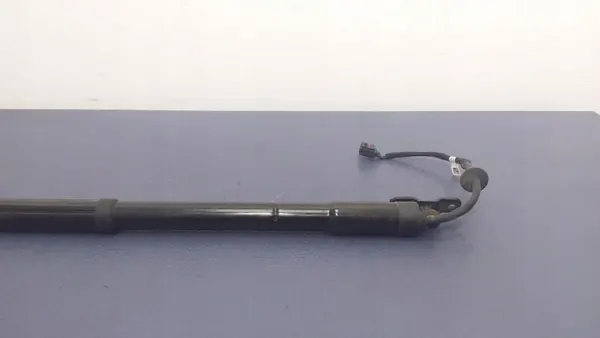 OEM 81770-3Z100 Vasen Takaluukunostin Hyundai i40:lle image 3