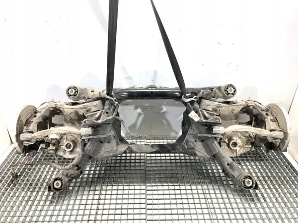 Achterophangingbalk OEM LORK-381-141906 voor Range Rover Evoque image 2