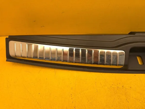 Mercedes-Benz GLE W167 Rear Bumper Cover A1676900200 image 2