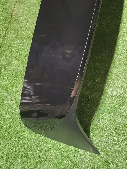 Spoiler de hayon OEM 9Y0827937.4 pour Porsche Cayenne image 4