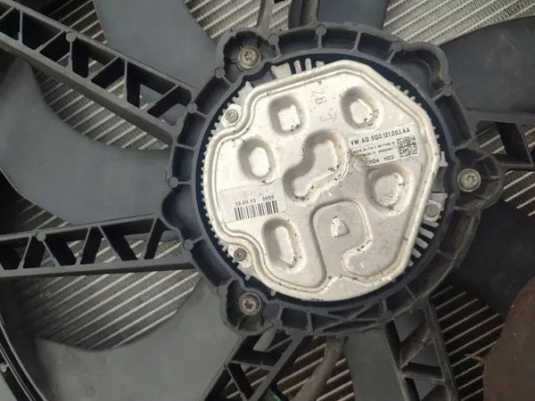 Vorderstoßstange Skoda Octavia Mk3 (5E) 5q0121203aa image 8