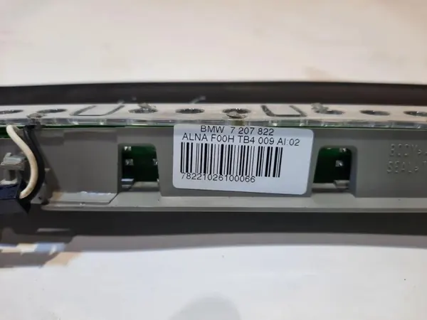 Cache Troisième Feu Stop OEM 7207822 pour BMW X6 image 4