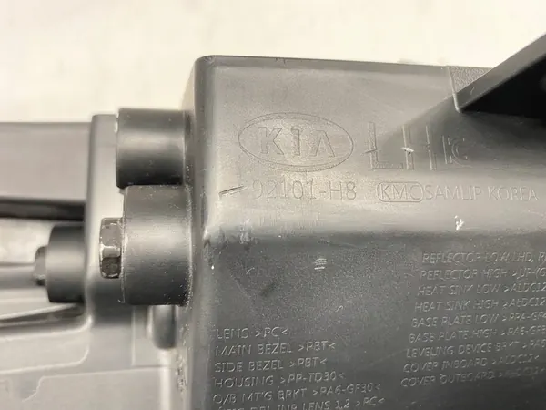 Faros LED Izquierdo Kia Stonic 2020- image 10