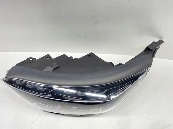Faros LED Izquierdo Kia Stonic 2020- image 2