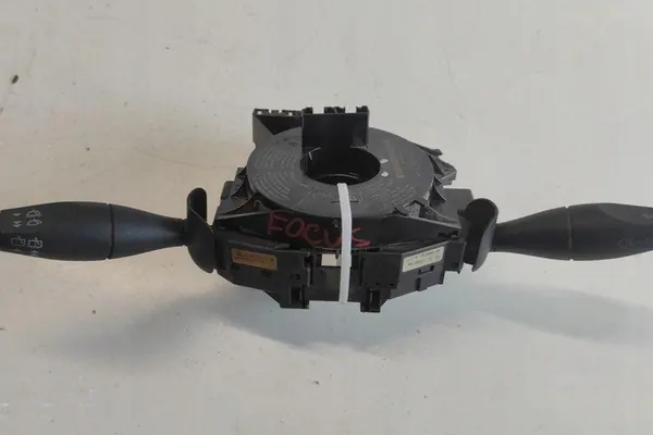 Manetki FORD FOCUS SEDAN 2002 image 2