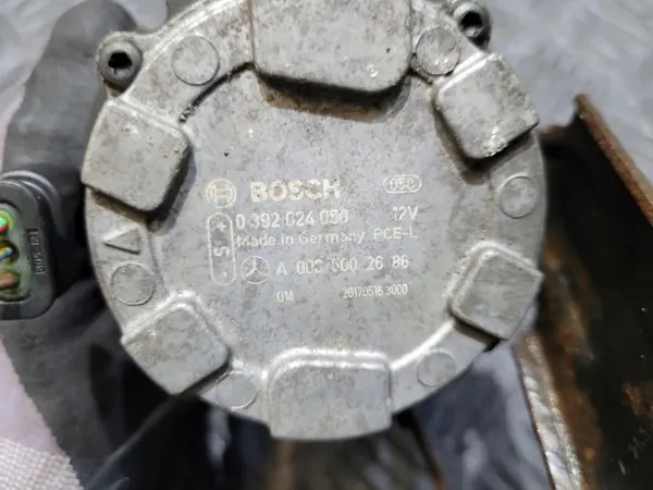 Vattenpump A0005002686 för Mercedes E W213 S213 image 4