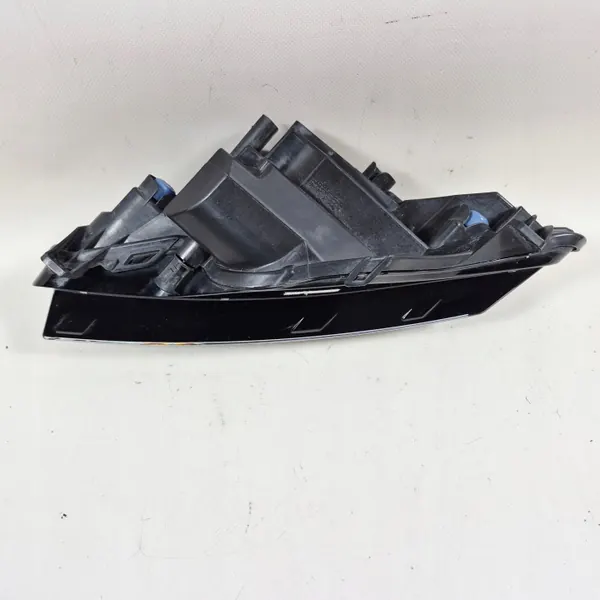 Skoda Octavia IV MK4 Halogen DRL LED Höger 5E3941700 image 8