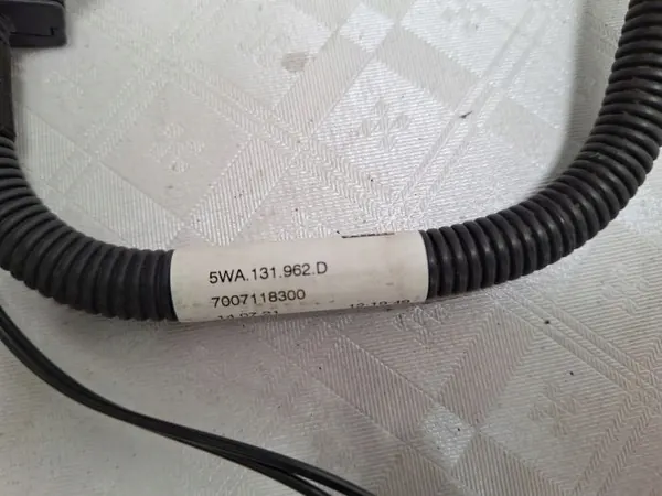 OEM 5WA131962D AdBlue-ledning för VW Golf 8, Seat Leon 4 image 5