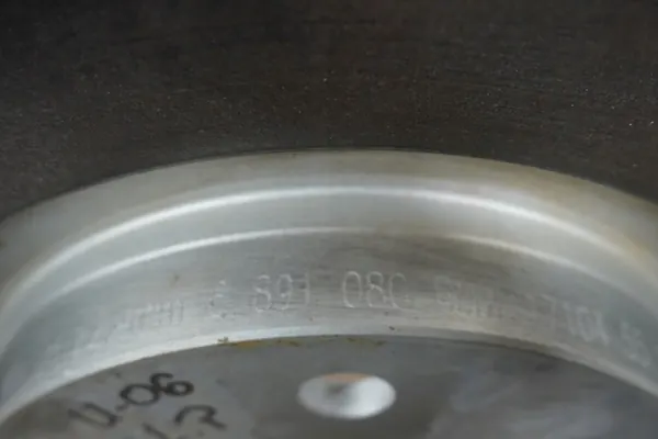 BMW Bromsskivor & Belägg OEM 6891080 Begagnad image 3