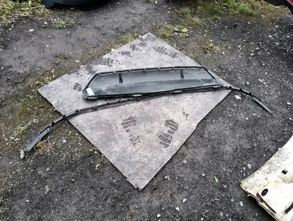 Audi A8 4M8 S-Line Spoiler Diffuseur Arrière OEM 4M8807568 image 5