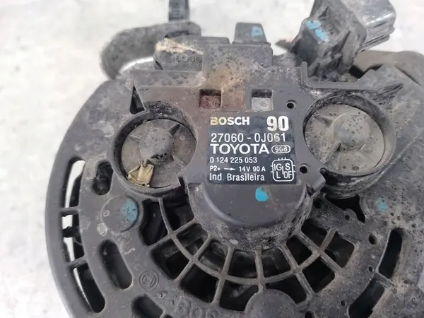 Generaattori Toyota Yaris II 1.3 VVT-i 27060-0J061 image 4