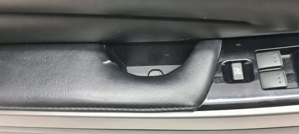 Estofamento Porta Esquerda Couro OEM 1331ATS Mazda CX-7 image 4