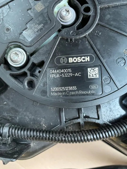 Gebruikte Land Rover AdBlue-tank OEM K8D2-5J228-AB image 6