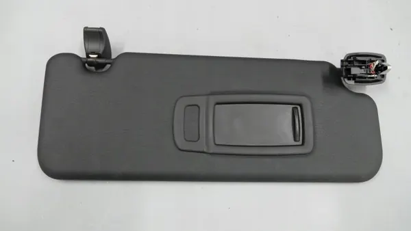 BMW F44 Oikea aurinkovarjo OEM 8096782 - Käytetty image 2