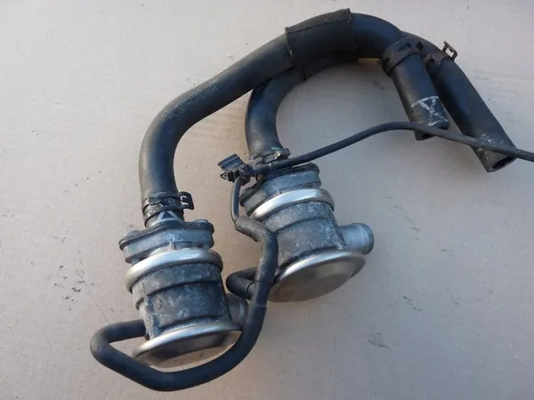 EGR-venttiili AUDI A8 D3 S8 A6 C6 06B131101H image 2