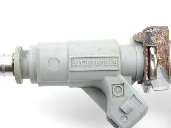 Brandstofrail Mercedes S W220 4.3 V8 A1130780049 image 3