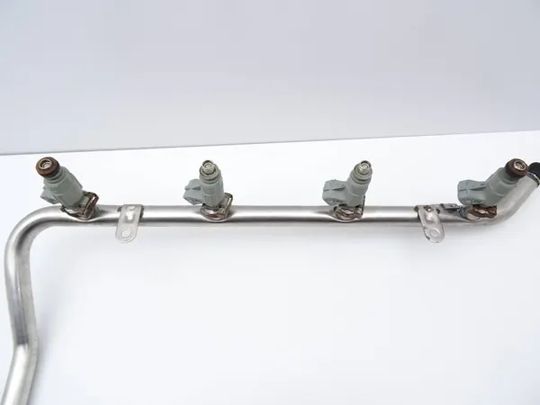 Brandstofrail Mercedes S W220 4.3 V8 A1130780049 image 8