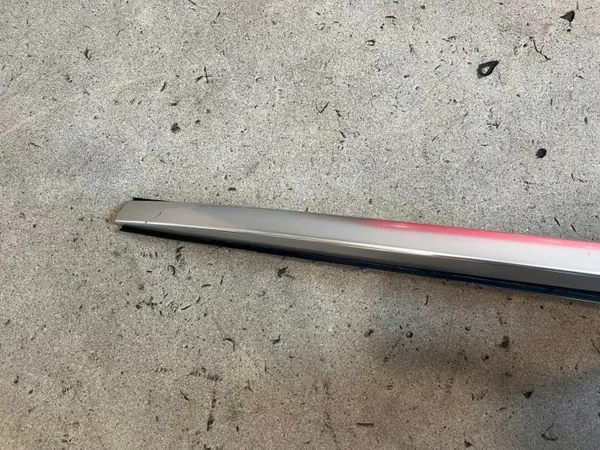 Mercedes-Benz kattokaiteet OEM A2138900393 - Käytetty image 5