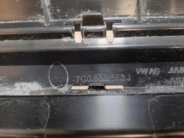 Volkswagen Crafter II Grill 2016-2022 OEM 7C0853653J image 7